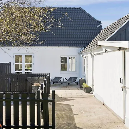 Dom wakacyjny Bl1026-blokhus-kirkevej-4 *